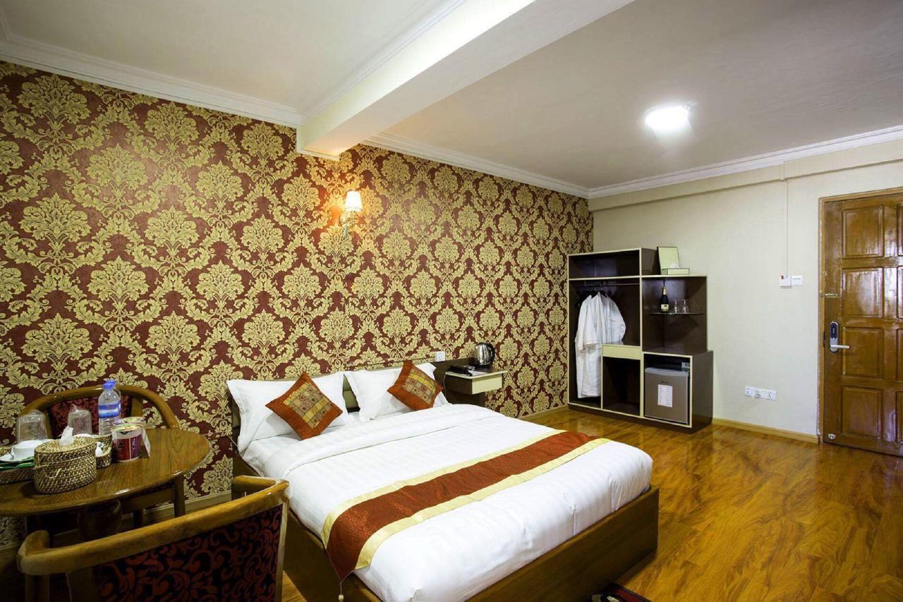 Thiha Bala Hotel Pyin Oo Lwin Exterior photo